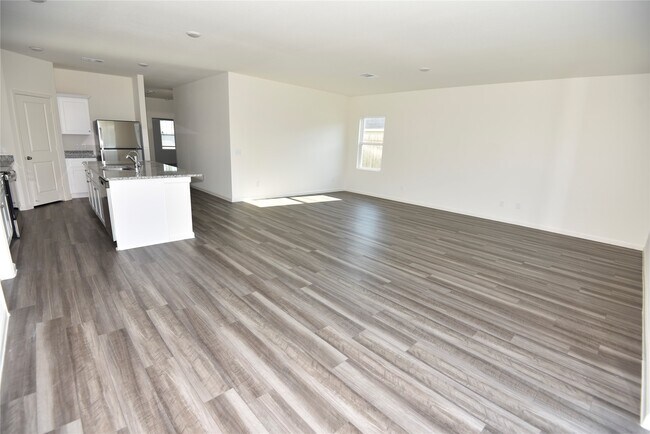 Building Photo - 21659 Cottage Ln