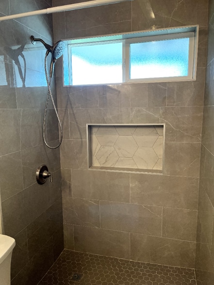 Building Photo - 201 Anapalau St