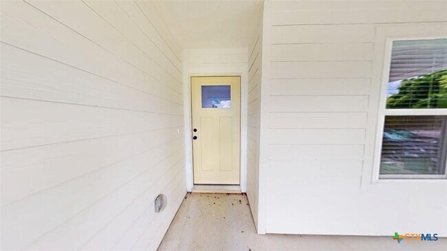 Building Photo - 209 Elbert Ln
