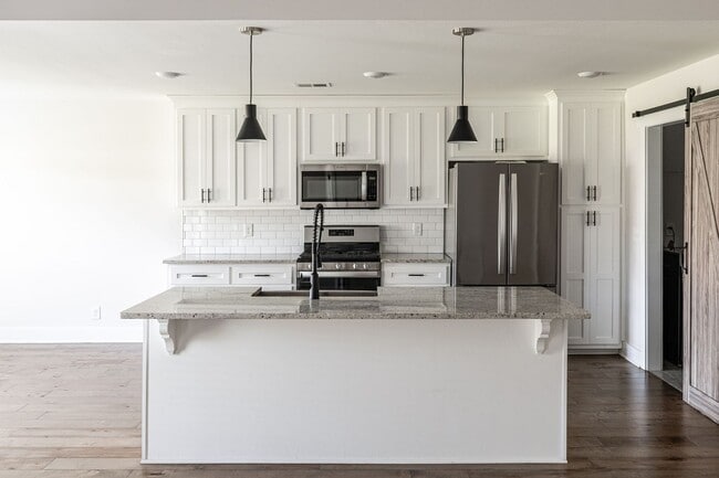 Building Photo - 905 Frog Gip Pond Ct
