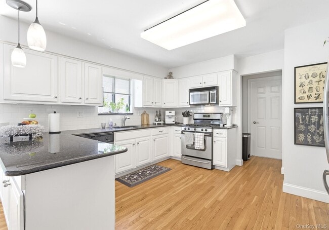 Building Photo - 26 Devonshire Dr