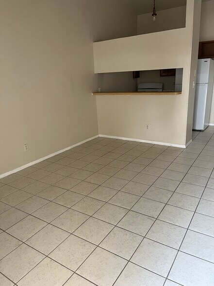 Building Photo - 11631 James Watt Dr