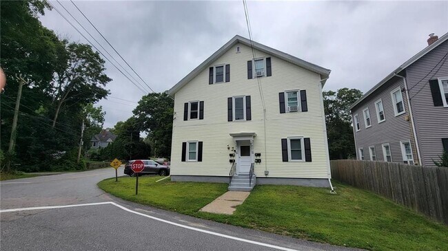 Building Photo - 45 Updike Ave