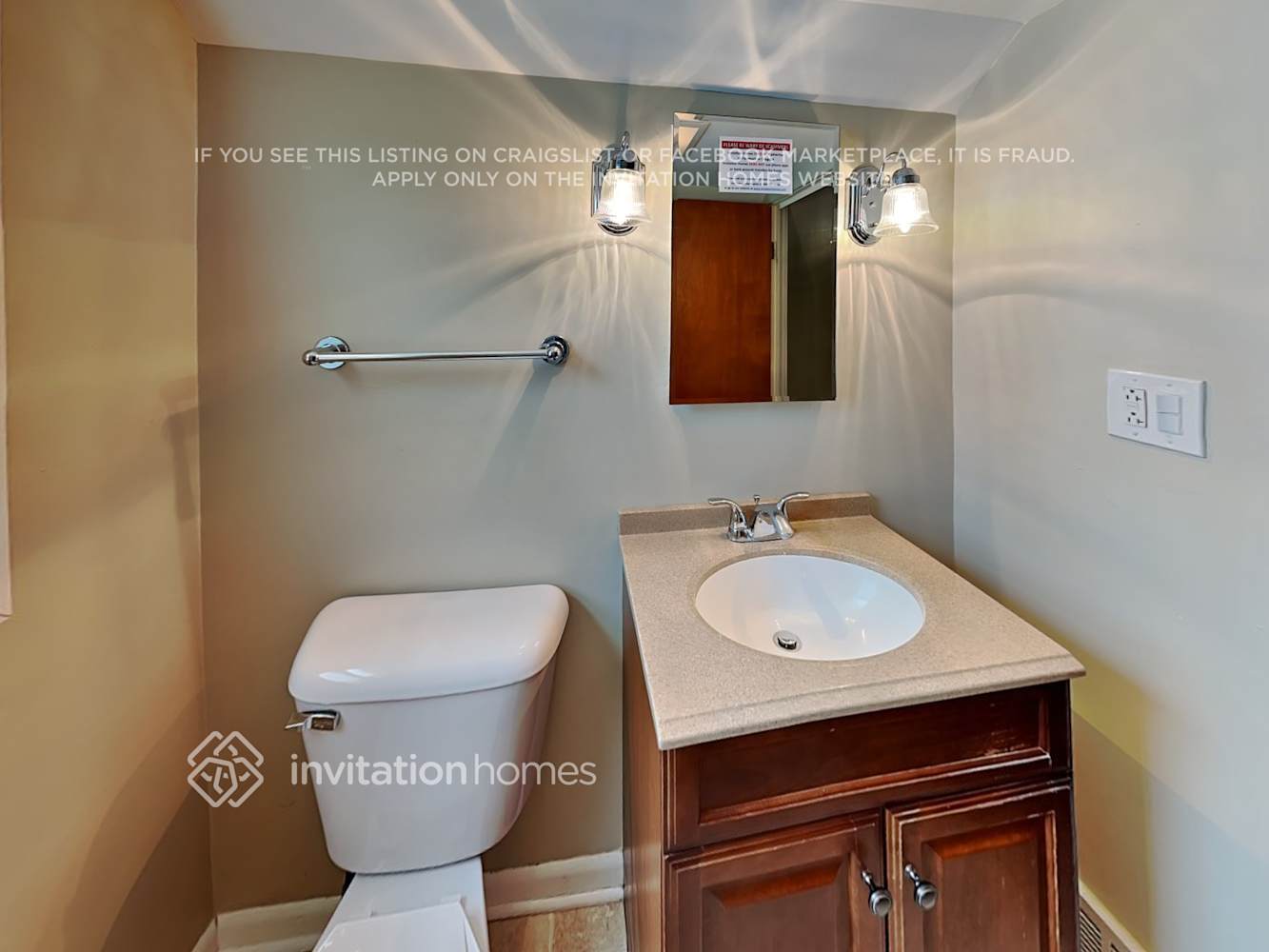 Building Photo - 373 Mors Ave