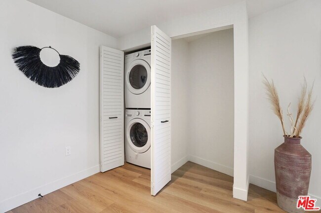 Building Photo - 1110 Spaulding Ave