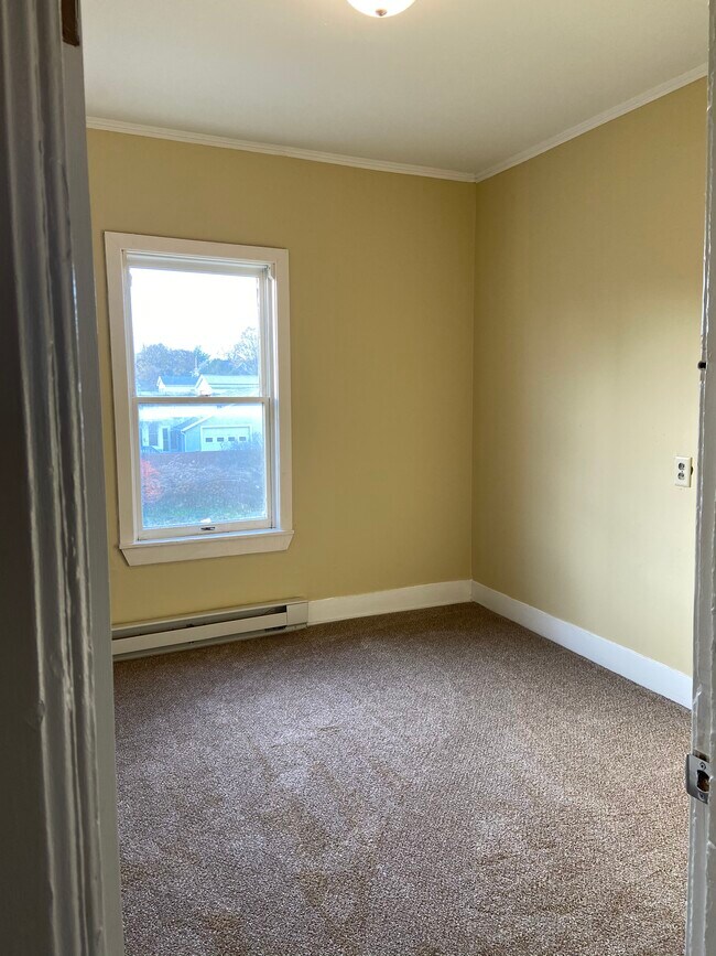 Building Photo - 11 LLC-80 Bailey Avenue