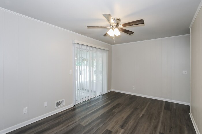 Building Photo - 1115 Terrace Cir