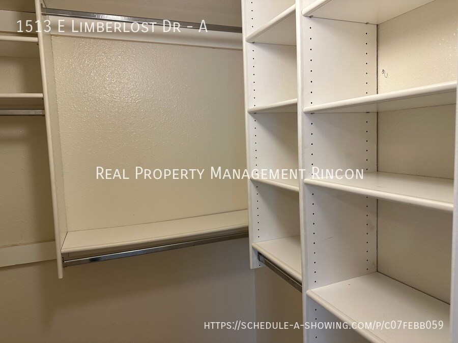 Building Photo - 1513 E Limberlost Dr