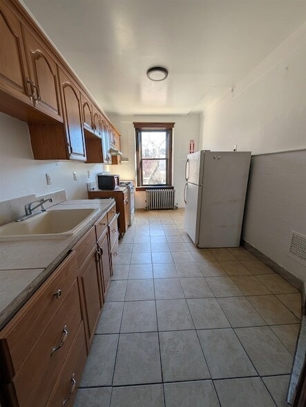 Building Photo - 26 Concord St