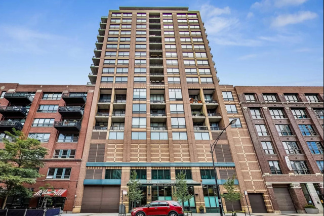 Primary Photo - 400 W Ontario St