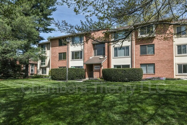 Building Photo - 10204 Bushman Dr
