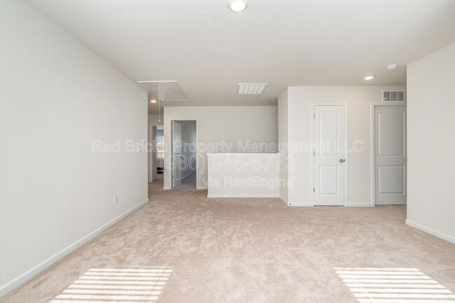 Building Photo - 10759 Adair Wds Dr