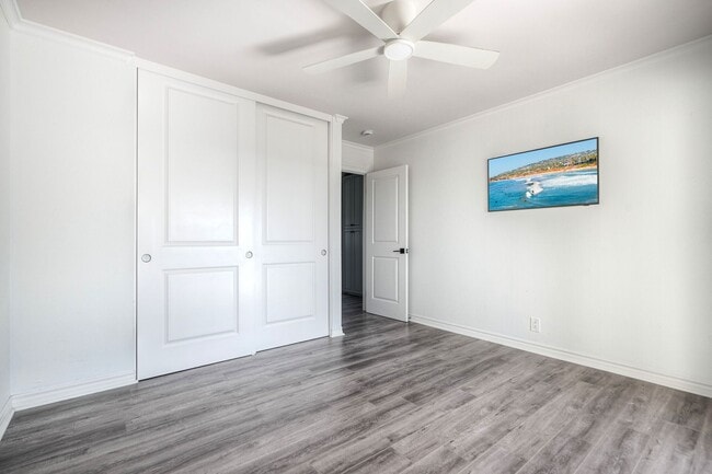 Building Photo - 254 Gloxina St