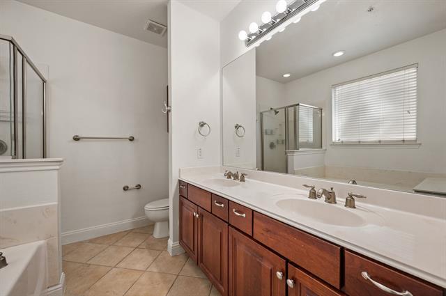 Building Photo - 609 Rosemead Dr