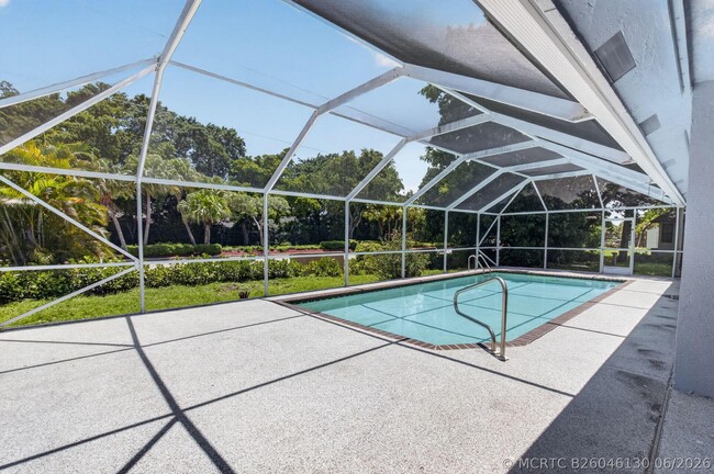 Building Photo - 1378 NW 13th Ct