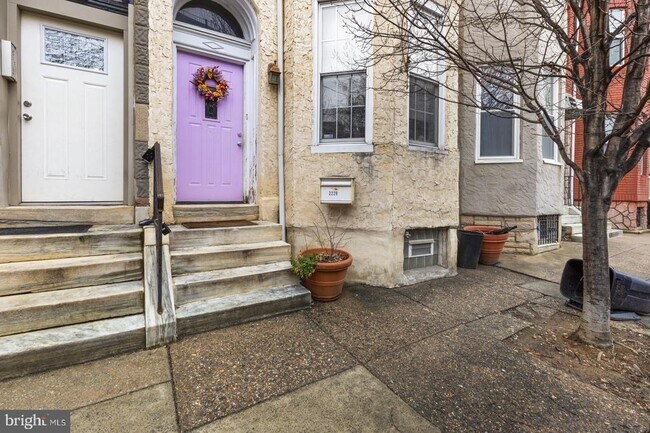 Building Photo - 2229 St Albans St