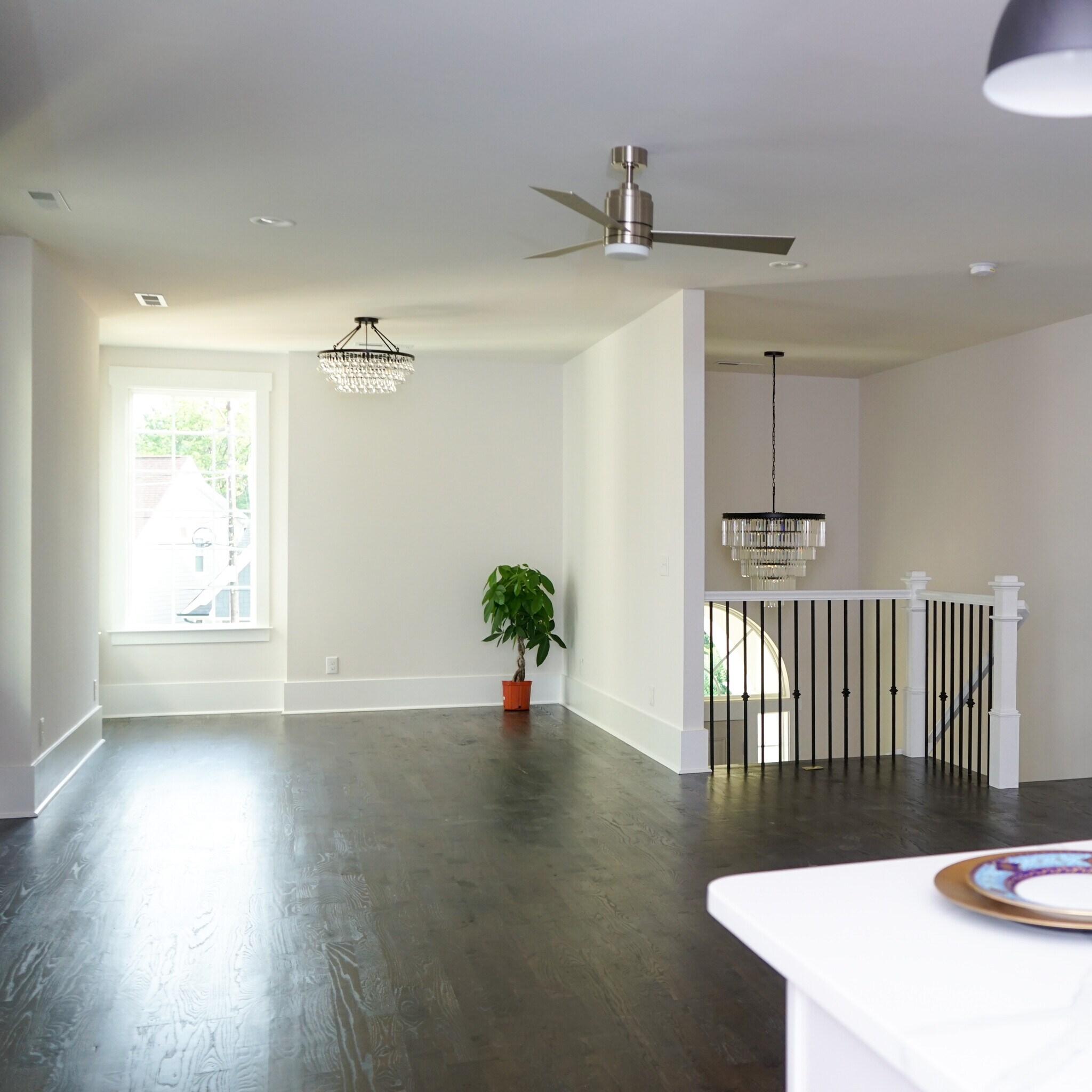 Building Photo - 1003 Parkwood Ave