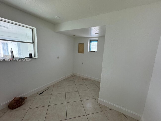 Building Photo - 3340 SW 94th Pl