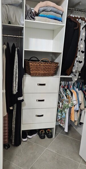 Upgraded Closets - 5427 Double Eagle Cir