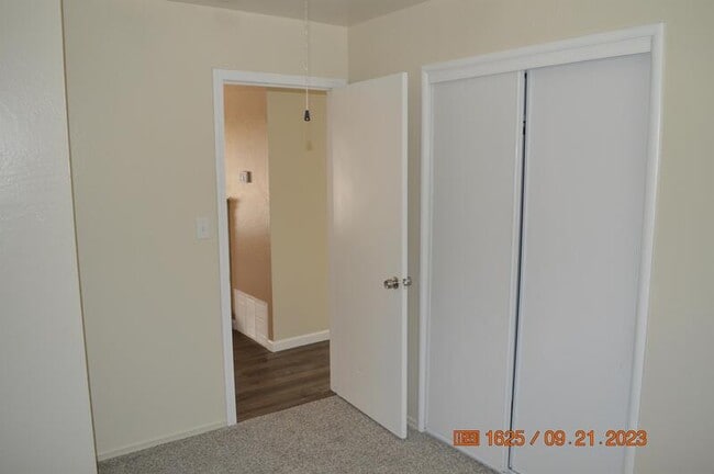 Building Photo - 768 Julian St