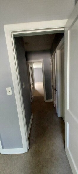 Plenty of space - 2206 8th Ave