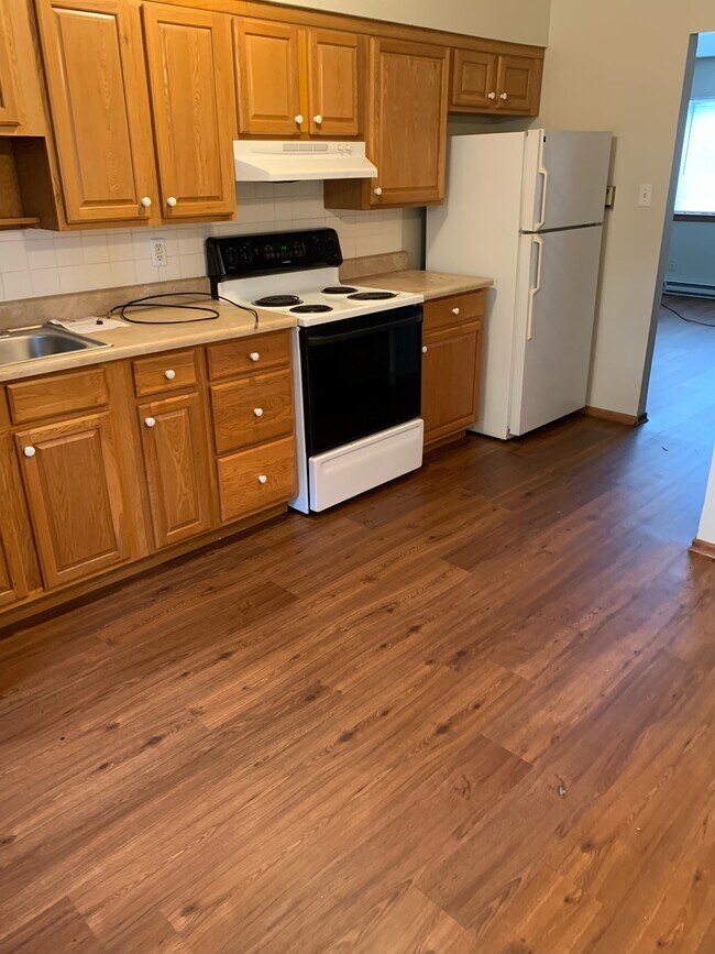 Mather Street Apartments 400 Mather St Alton IL 62002 Apartment Finder