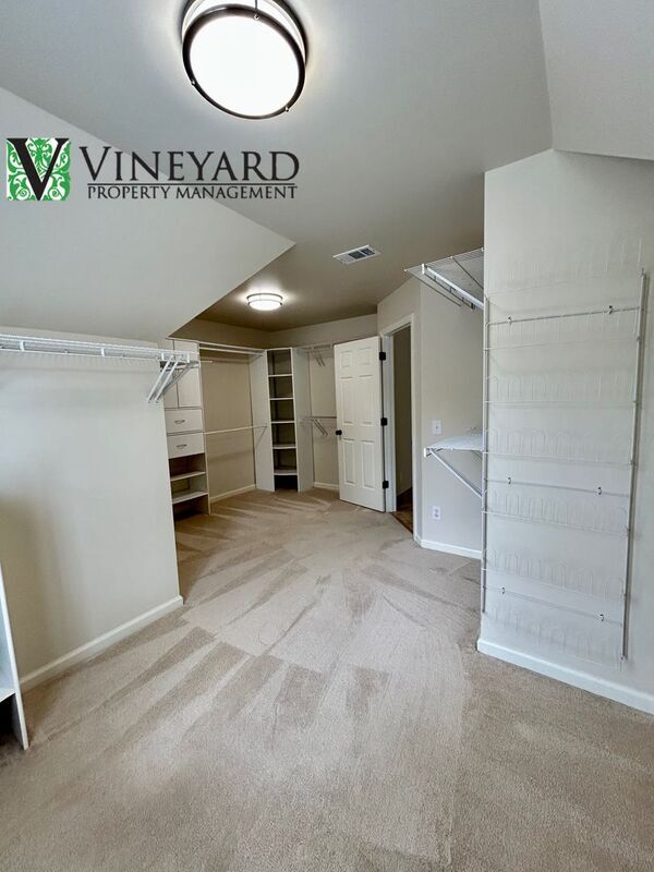 Building Photo - 508 Old Field Cove