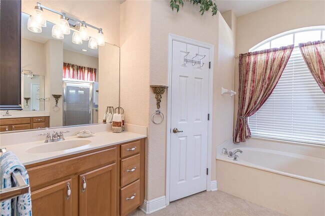 Building Photo - 5352 Layton Dr