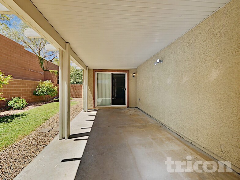 Building Photo - 963 Eureka Dunes Ave