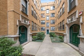 Building Photo - One Bedroom in South Shore