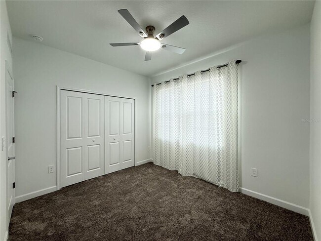 Building Photo - 7117 Dilly Lake Ave