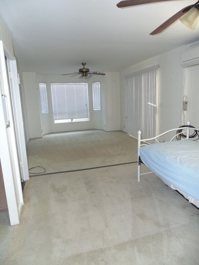 Building Photo - 1761 Maiha Pl