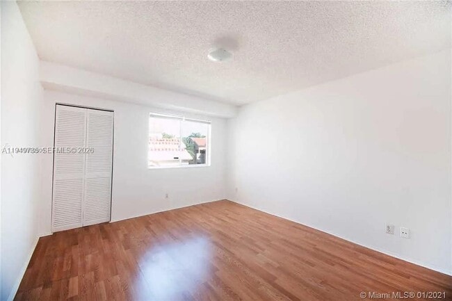 Building Photo - 10521 SW 157th Pl