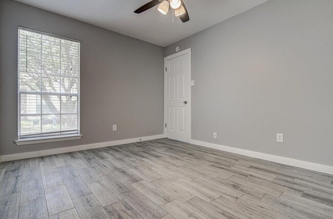 Building Photo - 12220 Tyson Cove
