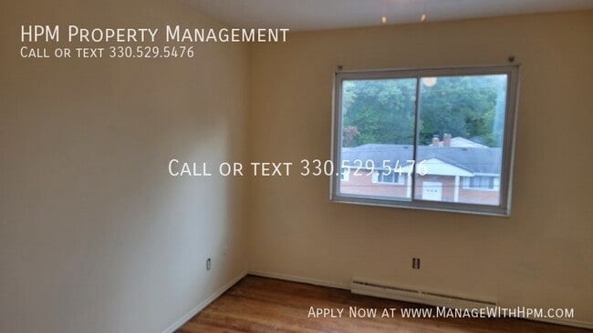 Building Photo - 1688 Karg Dr