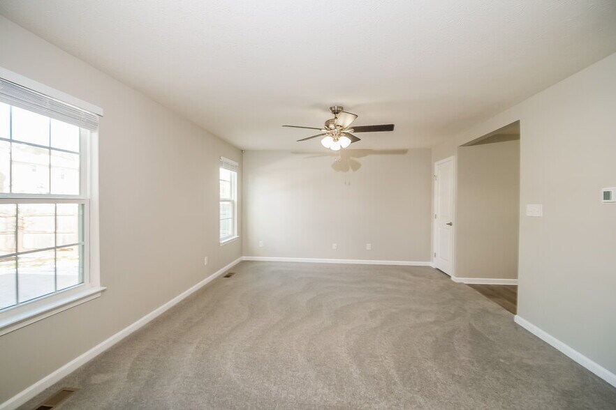Building Photo - 678 Reunion Ln