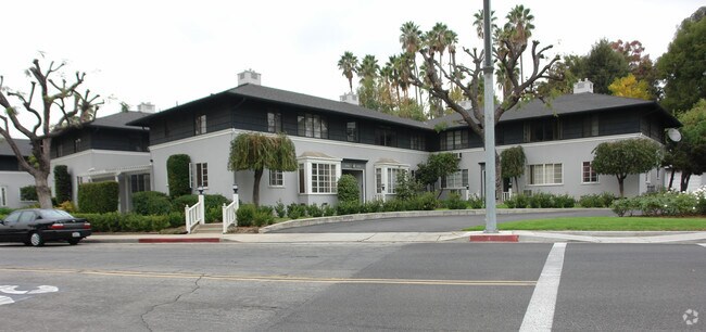Building Photo - Parkview Arbor Apartments