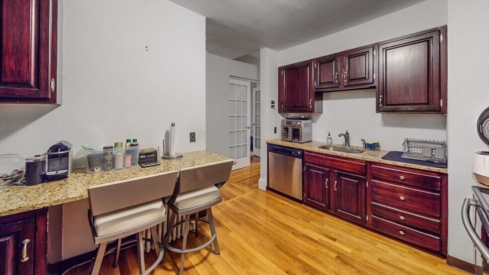 Building Photo - 33 Westbourne Ter