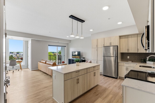 Building Photo - Townline Apartments