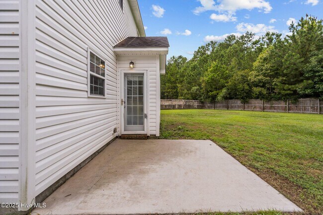 Building Photo - 1004 Summerfield Ct