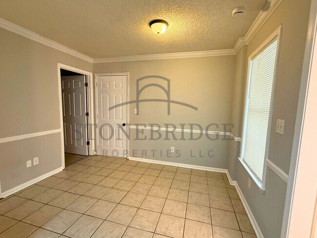 Building Photo - 3 bed, 2 bed home in Helena