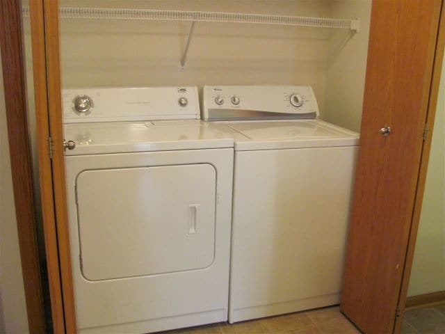 Building Photo - 5645 Cherryleaf Ln