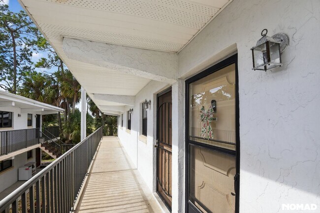 Building Photo - Charming 2BR Condo in Daytona Beach