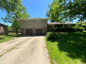 Building Photo - 4208-4210 Rollins Rd