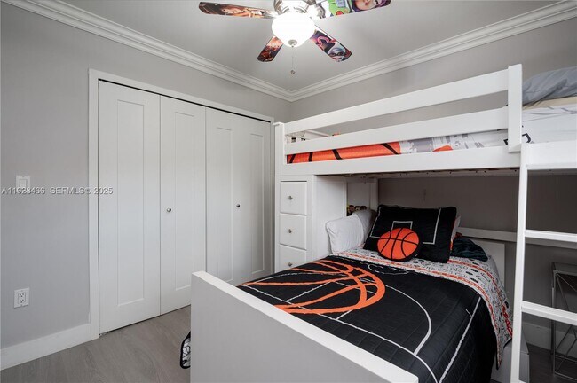 Building Photo - 15863 SW 71st St