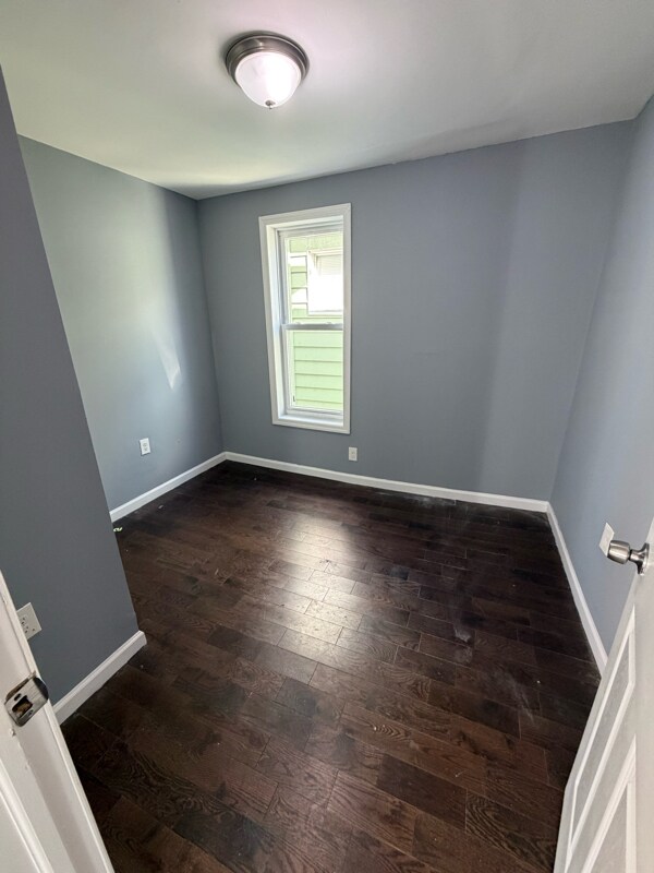 Building Photo - 187 N 7th St