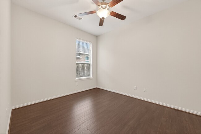 Building Photo - 9423 W Nightingale Hill Ln