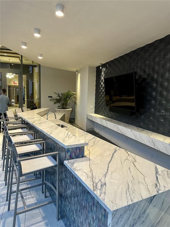 Building Photo - 275 1st Ave S