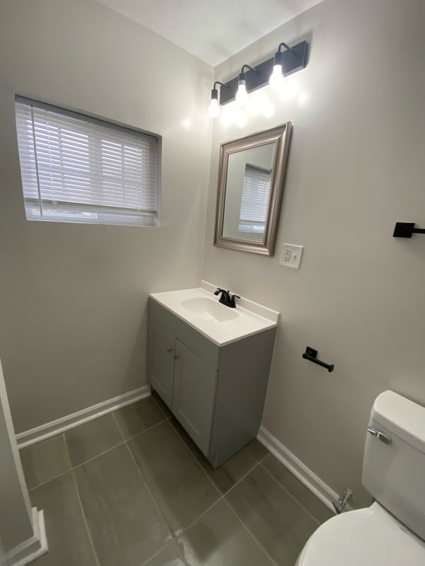 Building Photo - 2822 N Park Ave