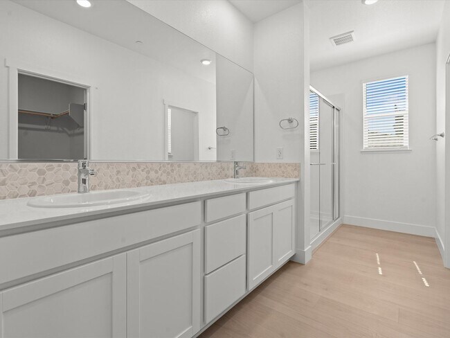 Building Photo - Desirable South Reno neighborhood of the Courtyards at Arrowcreek.